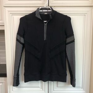 Ivivva by Lululemon girl’s sweater/jacket 🍋